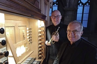 Bernhard Mnchbach und Thomas Strau geben ein weihnachtliches Konzert in der Offenburger Klosterkirche