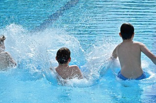 Das Strandbad in Freiburg bleibt bis Ende September geffnet