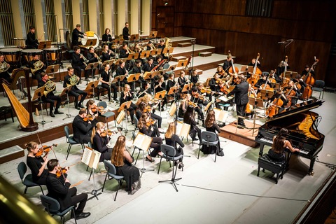 Symphonisches Orchester Hannover - Beethoven 6.Sinfonie und Mendelssohn e-moll Violinkonzert Dirigent: Prof. Frank Lhr Solistin: Julika Lorenz - Lneburg - 23.03.2025 17:00