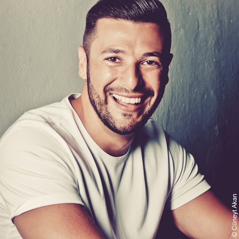 Cneyt Akan - Drama King - Magdeburg - 09.10.2025 20:00