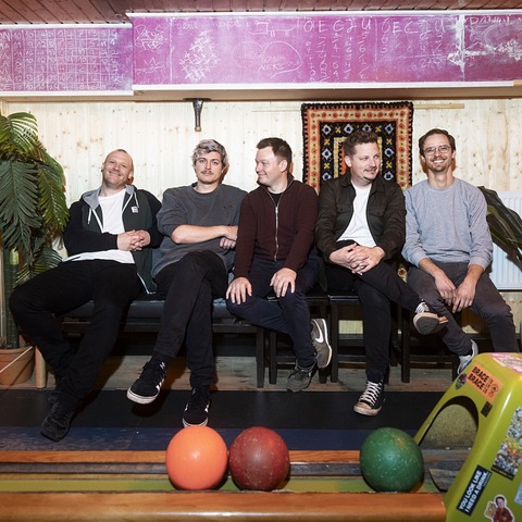 Drei Meter Feldweg - Gut Holz Tour 2025 - + Special Guest: Dave Collide & The Everkids - Wiesbaden - 13.11.2025 19:30 Drei Meter Feldweg - Gut Holz Tour 2025 - + Special Guest: Dave Collide & The Everkids - Wiesbaden - 13.11.2025 19:30