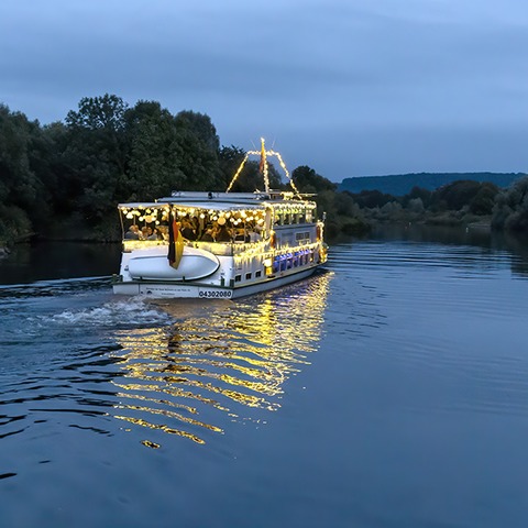 Lampionfahrt mit Live-Musik - Tageskreuzfahrten 2025 - Frhjahrsfahrten - Mlheim an der Ruhr - 16.05.2025 19:30