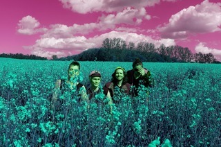 Rong Kong Koma / Support: Alien Chicks - Punk-Rock-Pop