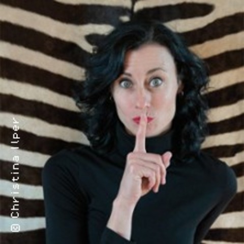 Cynthia Karatsoli: Zuckerrohr & Peitsche - HAMBURG - 20.06.2025 19:30