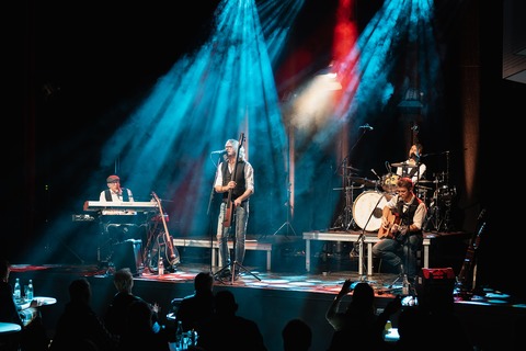 HUEBNOTIX - &#8222;Rock History Unplugged&#8220; - Bad Neustadt an der Saale - 08.05.2025 20:00