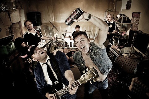 HOLE FULL OF LOVE - 70s ACDC Tribute - Idstein - 22.11.2025 20:00