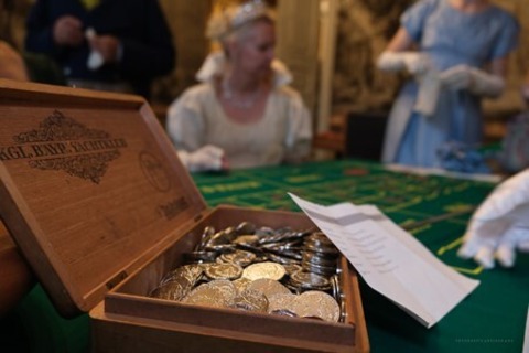 Rokoko-Casino-Abend unter den Augen des Markgrafen und Hofstaates sowie Rokoko-Buffet - Ansbach - 04.07.2025 19:00