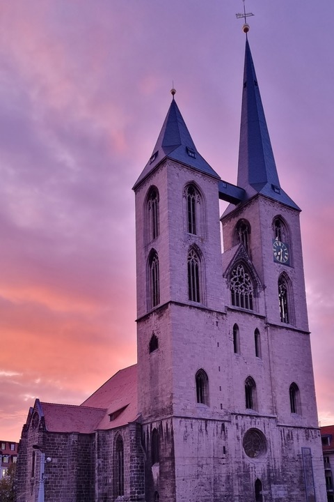 Yoga auf den Trmen - Sonnengru zum Sonnenaufgang - Halberstadt - 21.06.2025 07:30
