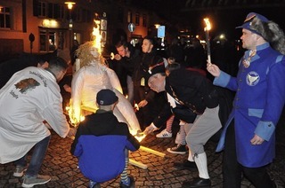 Feuriges Ende der Fasnacht
