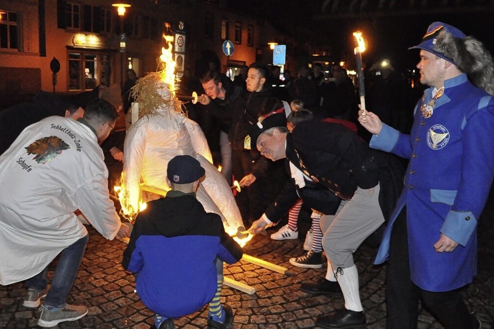 Feuriges Ende der Fasnacht - Badische Zeitung TICKET
