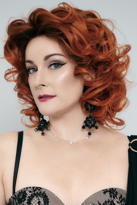 Lizzie Thomas - &#8222;Awakening&#8220; Tour - Augsburg - 23.10.2025 20:00