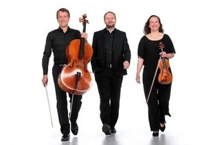 Trio Toninton