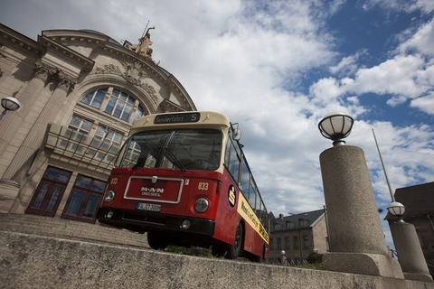 Mit dem Oldtimerbus durch Frth - Frth - 25.05.2025 13:00