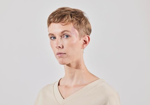 Sonja Pikart (Wien) - Halb Mensch - Lorsch - 17.04.2026 20:00