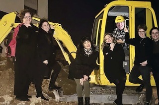 Am Freitag, 11.April, um 20.15 Uhr feiert das Theater am Mhlenrain Premiere mit der neuen, hauseigenen Komdie "E gmuetliche Obe".