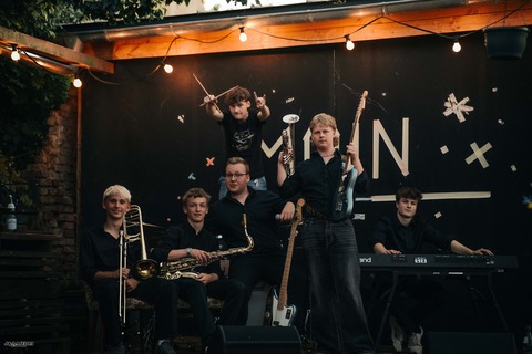 Sommerkonzert mit Fuzzy Chameleons and Friends - SCHWERIN - 11.07.2025 19:00
