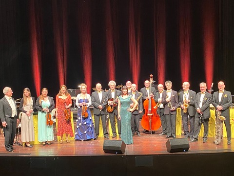 4. Theaterball - mit dem Tanzorchester Christoph Sanft und der Sngerin Corinna Bucholz - Eisenhttenstadt - 27.09.2025 20:00