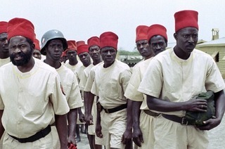 Ein Film ber ein Massaker im Senegal durch franzsische Offiziere wird im Koki gezeigt