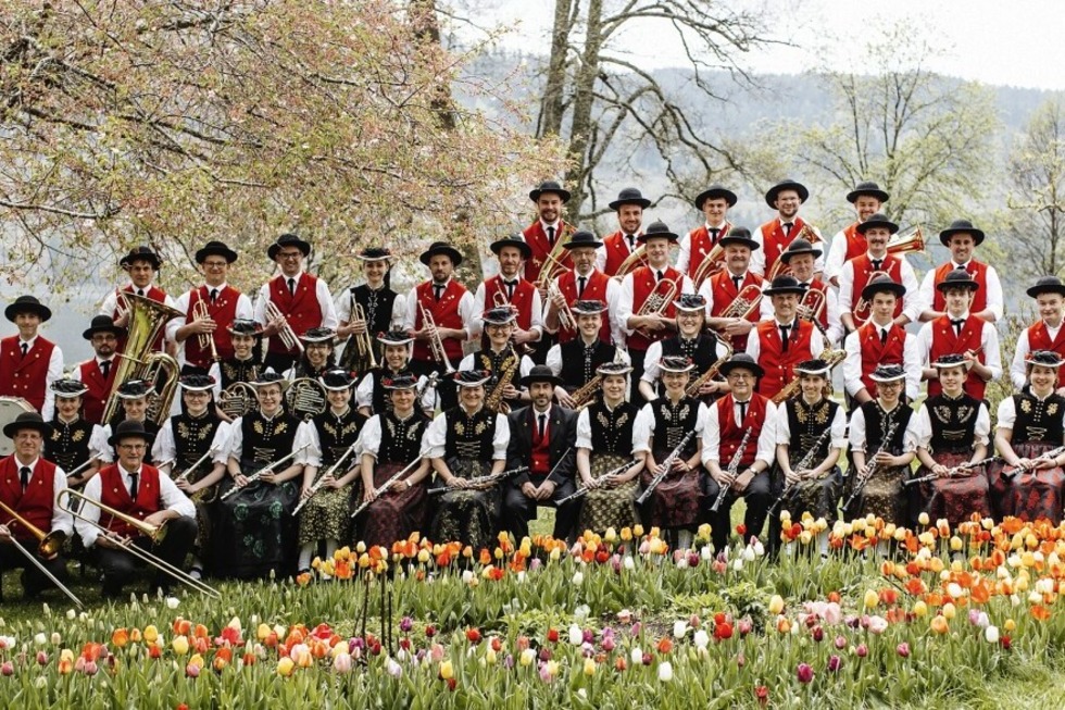 Der Musikverein Titisee-Jsotal spielt ein Jubiläumsprogramm im Kurshaus Titisee - Badische Zeitung TICKET