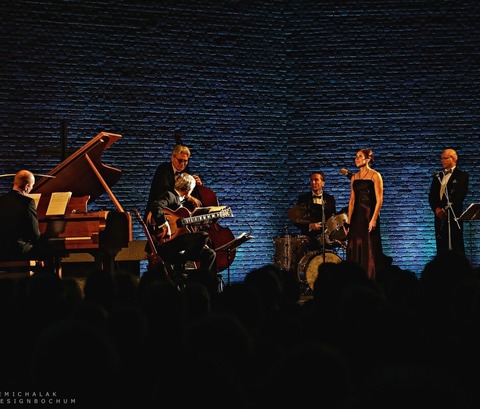 SWINGING CHRISTMAS - CHRIS HOPKINS & SHAUNETTE HILDABRAND - Freising - 21.12.2025 11:00