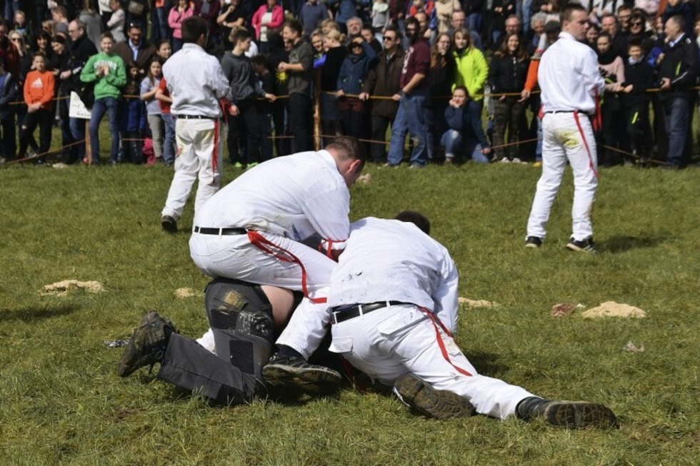 Am Ostermontag, 21.April, werden die Eierspringer am Eichener See ab 14.30 Uhr erwartet. - Badische Zeitung TICKET