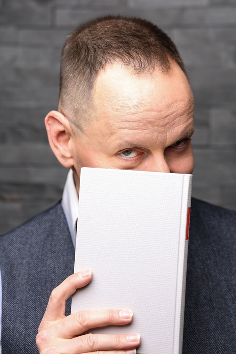 Jo van Nelsen liest die Hesselbachs - Herr Hesselbach und die Entwicklungshilfe - Frankfurt am Main - 19.09.2025 20:00