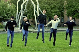 Die Hip Shaker spielen eingngigen Jazzfunk im Lahrer Stiftsschaffneikeller