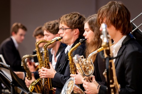 FRISCHER WIND IM HERBST - Jazz mit Kathrine Windfeld und dem LJJO Hamburg - Lneburg - 19.09.2025 20:00