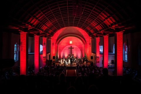 Weihnachtskonzert mit Ronny Heinrich und seiner Oranienburger Schlomusik - Oranienburg - 07.12.2025 18:00