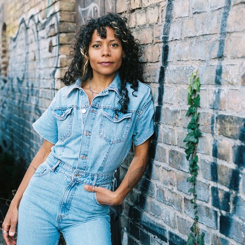 EMILIA ROIG - &#8222;Lieber Sohn oder So rettest du die Welt&#8220; - Literatur LIVE Buchpremiere - Berlin - 27.10.2025 20:00