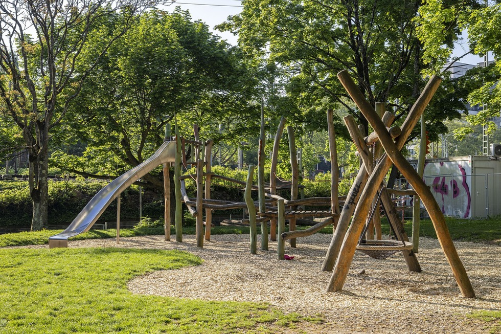 Spielplatz Kreuzstrae (Sthlinger) - Freiburg