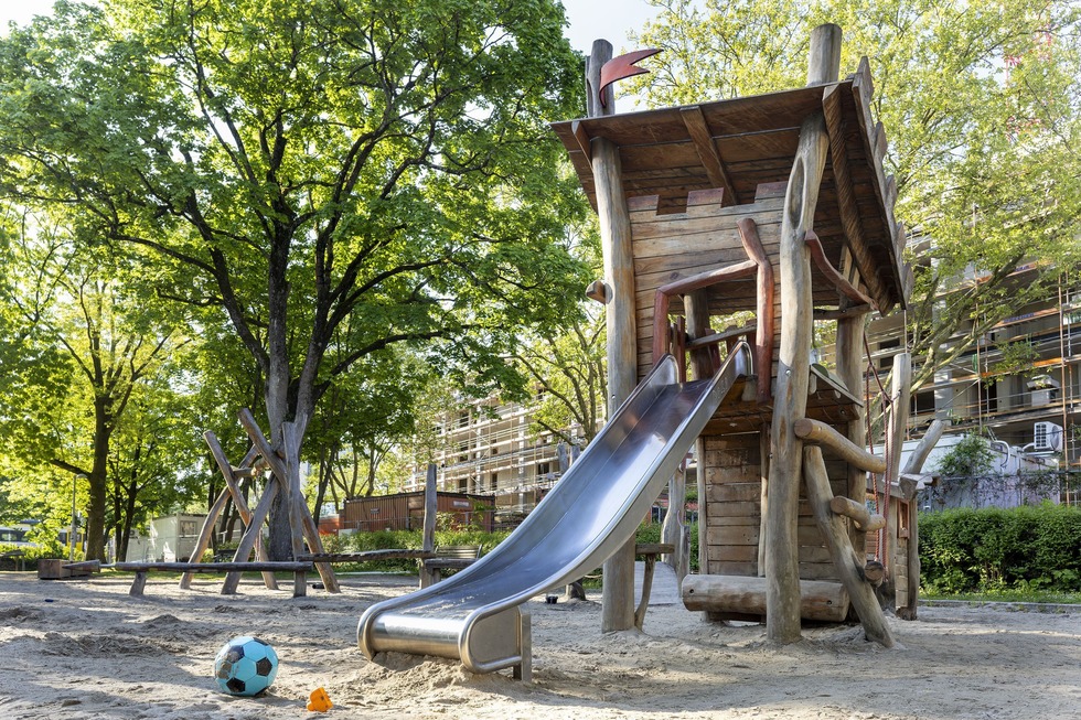Spielplatz Kreuzstrae (Sthlinger) - Freiburg