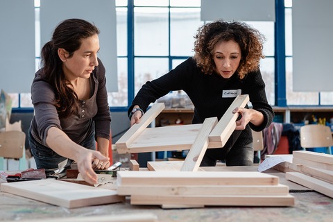Build Your Own Chair: Autoprogettazione von Enzo Mari (DE) - Weil am Rhein - 28.06.2025 10:30