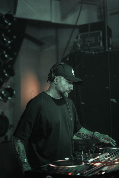 Scheuer Rave Spezial - mit DJ Sakin & DJ Stargate - Idstein - 06.12.2025 21:00