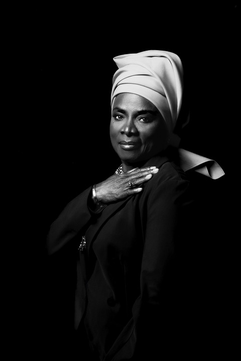 Anglique Kidjo &#8222;Voice and Piano&#8220; - In Concert! - Leverkusen - 17.11.2025 20:00