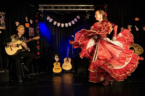 Duo Agua y Vino - Da de Muertos , Es lebe das Leben - Schweinfurt - 31.10.2025 19:30
