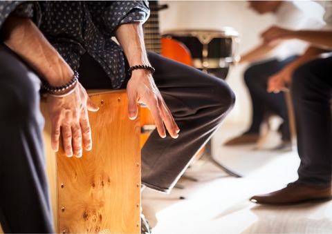 Rhythmus aus eigener Hand - Trommeln bauen & spielen - Isny im Allgu - 29.10.2025 09:00