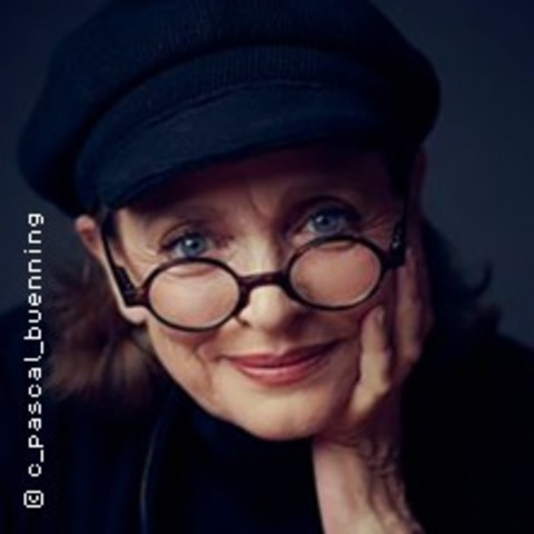 Katharina Thalbach liest "Miss Merkel: Mord auf dem Friedhof" von David Safier - Halle (Saale) - 15.01.2026 19:30