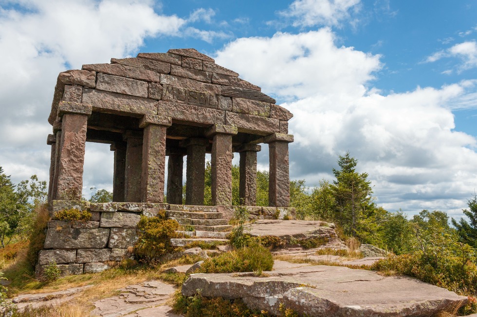 Temple du Donon - Grandfontaine