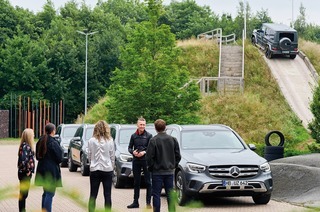 My Day at Mercedes-Benz in Bremen - Werkbesichtigung + Onroad und Offroad Experience