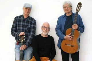 Das Trio Hintersinn tritt im Storchenhof in Teningen auf