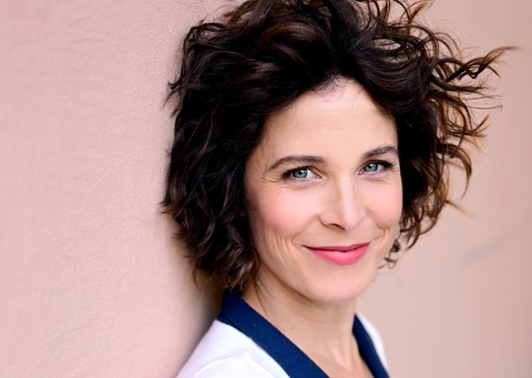 Katalyn Hhnerfeld - Menschen muss man mgen - Frankfurt - 12.02.2026 20:00