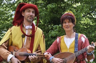 In der Klosterkapelle Tennenbach findet ein Konzert mit den Spielleuten von der Kastelburg statt