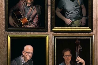 Zum Ladenkonzert mit der Freiburger Country-Kapelle Hint Of Oak ldt der Fligth 13 Recordstore ein