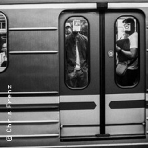 Analoge Schwarzwei - Streetfotografie - NRNBERG - 10.10.2025 14:00