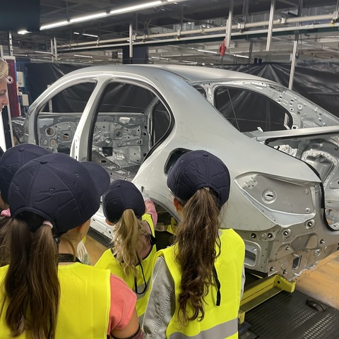 Stars for Kids: Faszination Karosserierohbau - Automobilproduktion unter dem Stern hautnah erleben - Rastatt - 06.08.2025 09:00