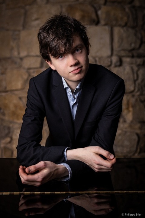 Stunde der Kirchenmusik - Julian Emanuel Becker (Deutschland), Orgel - Stuttgart - 08.08.2025 19:00
