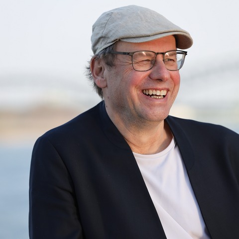 Rdiger Bertram - Eine Klasse voller Superhelden - Frankfurt am Main - 16.09.2025 10:30