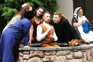 Fr &#34;Tod im Nebel&#34; im Theater im Steinbruch hat erstmals Rob Doornbos Regie in Emmendingen gefhrt