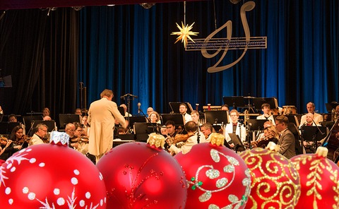 Sinfonisches Konzert zur Weihnachtszeit - mit der Vogtland Philharmonie - Glauchau - 19.12.2025 17:00